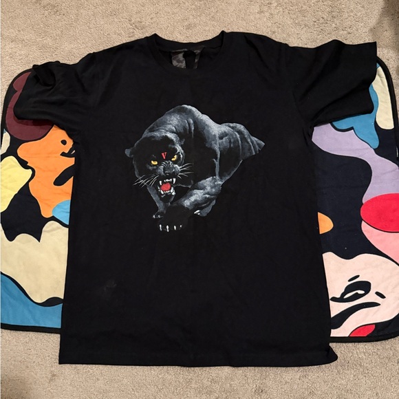 Vlone Tshirt - Picture 1 of 2